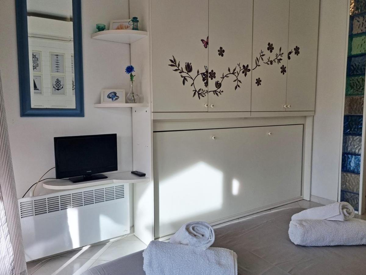 Blue Terrace Apartment - Marina Baie Des Anges Villeneuve-Loubet Kültér fotó